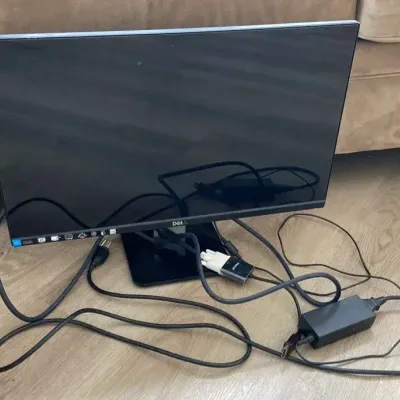 21" Dell Computer Monitor with Cords