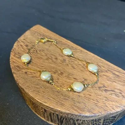 Coin Pearl Bracelet With Gold Toned Chain