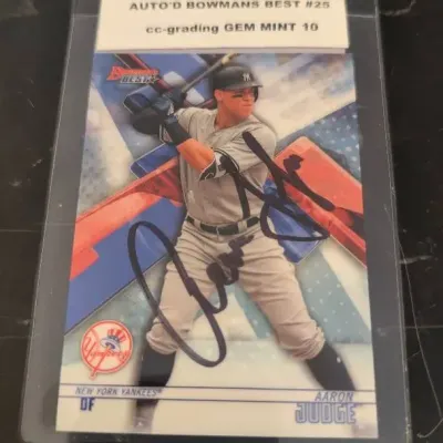 Autographed 2018 Bowman's Best Aaron Judge #25 baseball card