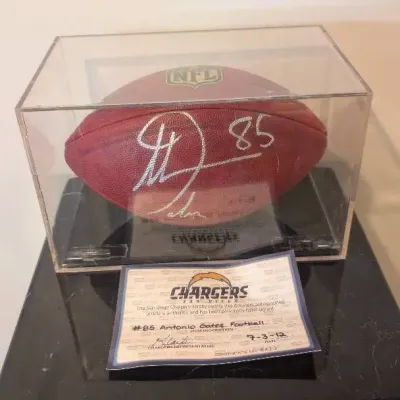 NFL Football Autographed Inscribed with "#85" by Legendary San Diego Chargers TightEnd Antonio Gates