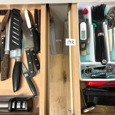 Sale Photo Thumbnail #252