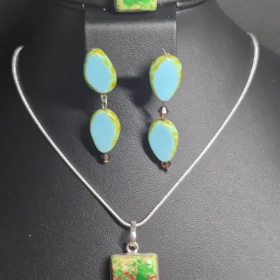 Green Carico Lake Turquoise Pendant & Ring w/earrings