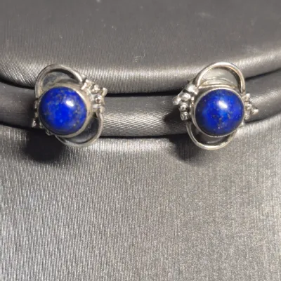 Stunning Lapis Lazuli and sterling silver matching jewelry set