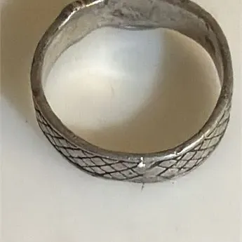 Sterling silver ring belt buckle. 3.41 g ring size 8 1/2 Sterling silver 925