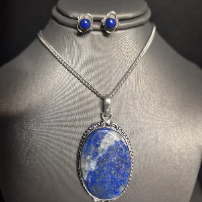 Stunning Lapis Lazuli and sterling silver matching jewelry set