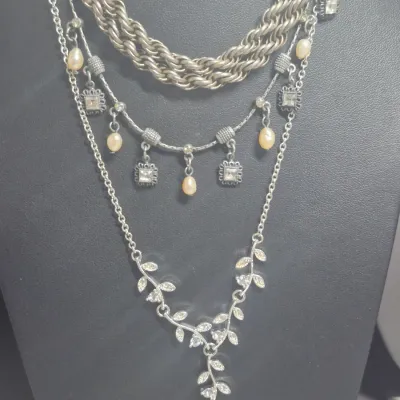 Set Vintage Necklaces