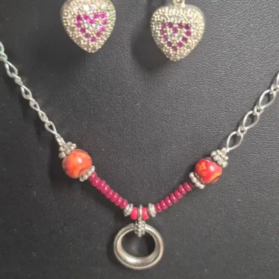 Vintage Beaded "Ring" Necklace w/ square glass stones & Heart Earrings