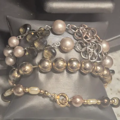 Lot gold tone 3 Necklaces & 3 Bracelets [ 6 PCs.]