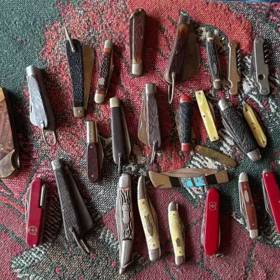 Pocket Knives 1