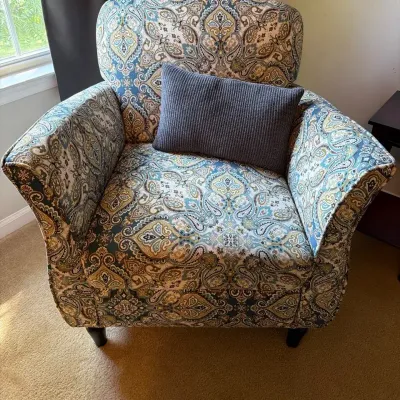Upholstered Arm Chair 