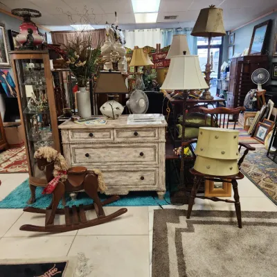 Sale Photo Thumbnail #33