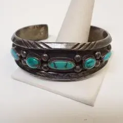 Sale Photo Thumbnail #34