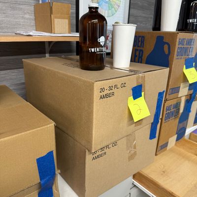 2 - Two Boxes of 32oz Amber Glass Containers