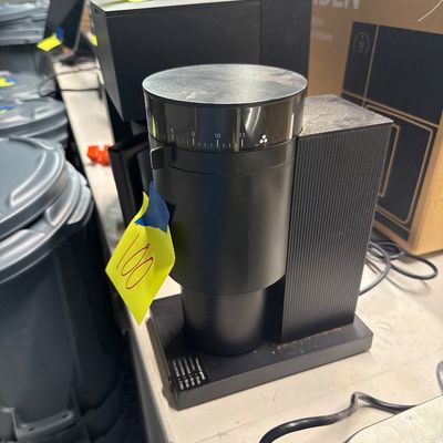 100 - Fellow Opus Conical Burr Espresso Grinder