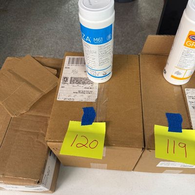 120 - Box of Rinza M61 Cleaner