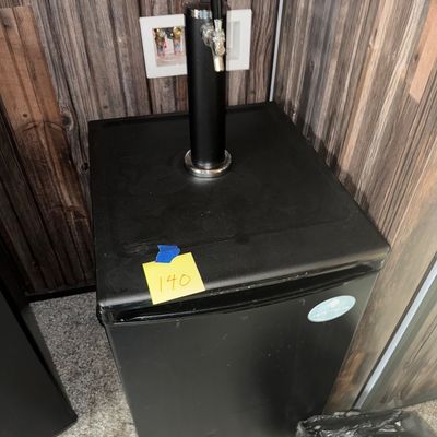 140 - Keg Cooler