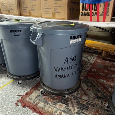 131 - 20 Gallon Container