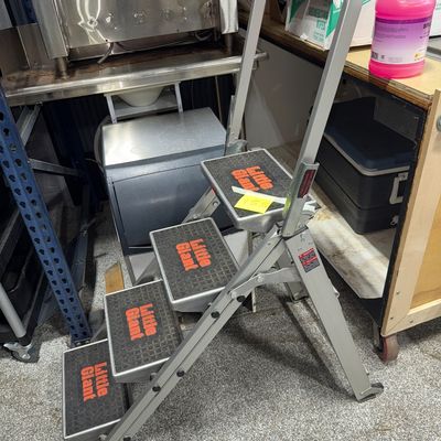 155 - Little Giant Safety Step