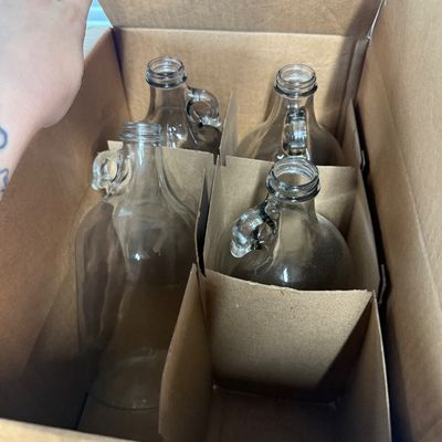 42 - 1/2 Gallon Clear Growlers