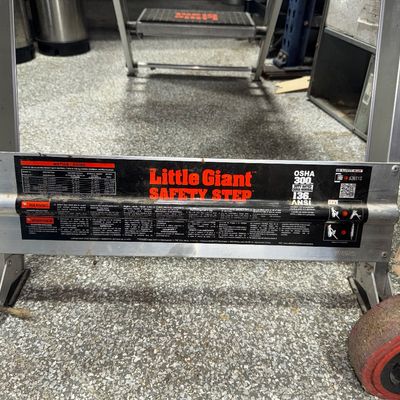 155 - Little Giant Safety Step