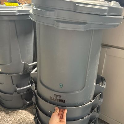 110 - Five 20 Gallon Containers