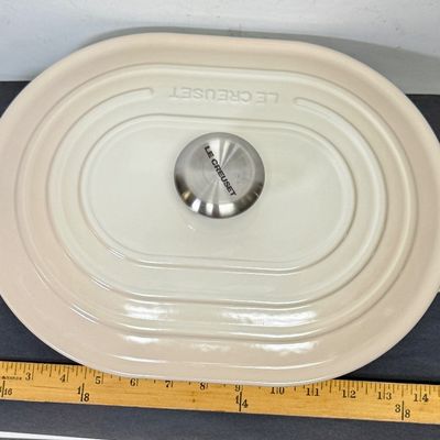 Le Creuset Signature Enameled Cast Iron Covered Oval Casserole, 3.75-Qt