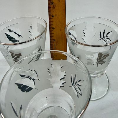 Lot of 3 Glasses MCM Vintage Siver Leaf Frosted Goblets