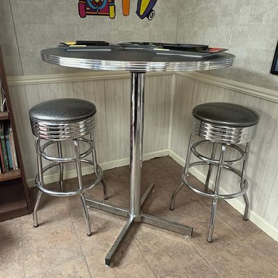 Retro Diner Table and Stool Set
