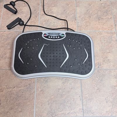 Sale Photo Thumbnail #88: 3D Vibration Plate Exercise Machine with Resistance Bands