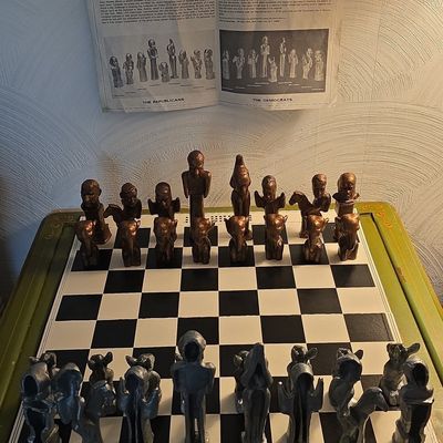  '72 Political Chess Set