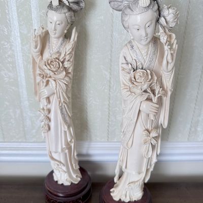 Sale Photo Thumbnail #140: Pair of Chinese Resin Figural Statues