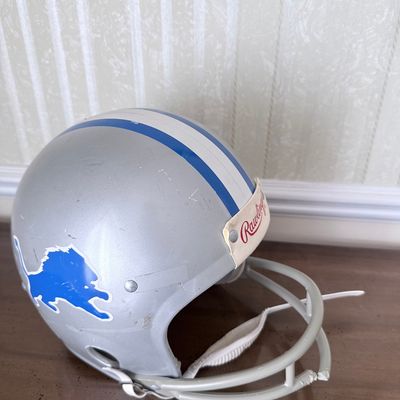 Sale Photo Thumbnail #74: Vintage Detroit Lions Rawlings Football Helmet