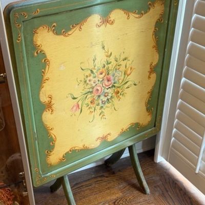 Sale Photo Thumbnail #85: Vintage Hand-Painted Floral Tole Tray Table