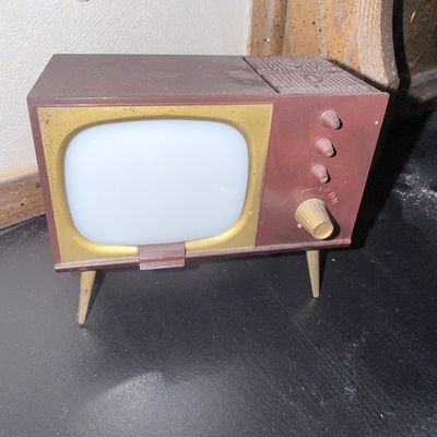 Sale Photo Thumbnail #196: Vintage Mid-Century Style Miniature Television Salt and Pepper Shakers