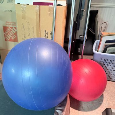 Sale Photo Thumbnail #215: Exercise Stability Balls