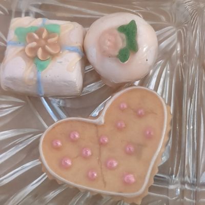 Miniature Cakes and Decorative Items