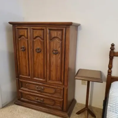 Sale Photo Thumbnail #117