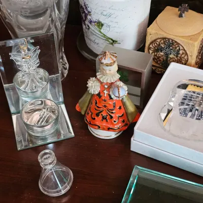 Sale Photo Thumbnail #810