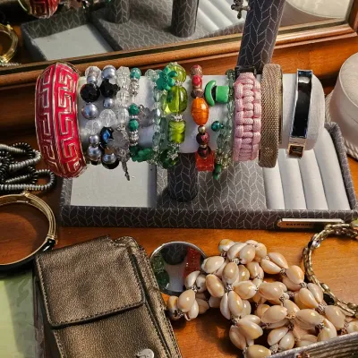 Sale Photo Thumbnail #532