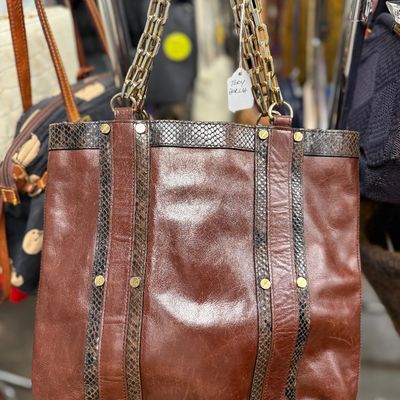 Sale Photo Thumbnail #112