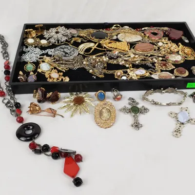 Sale Photo Thumbnail #130