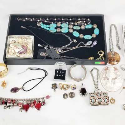 Sale Photo Thumbnail #165