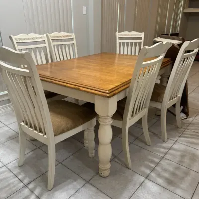 Wood Table With Leaf And 6 Chairs 