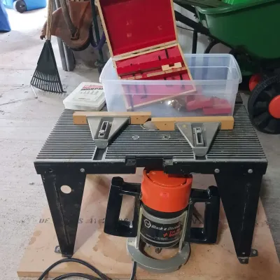 Black & Decker Router and Table
