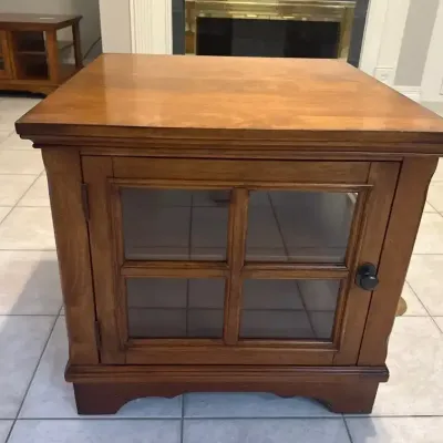 Grid Style End Table 2