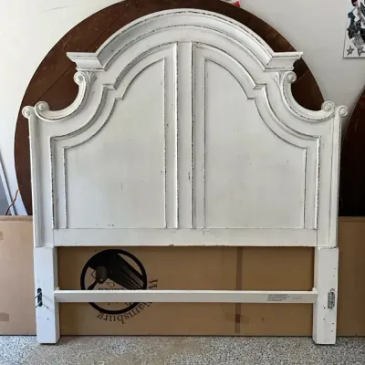 French Country Style Queen Size Bed Frame, Antique White Color