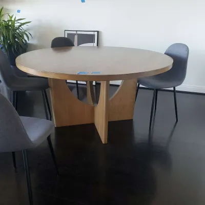 Round Wood Dining Table 
