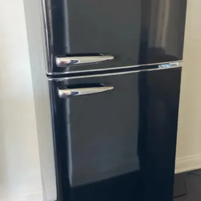 Galanz Retro Mini Fridge, Black | Excellent Condition, Running Well