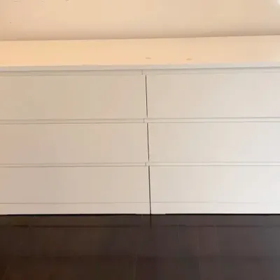 White MDF Wood Dresser