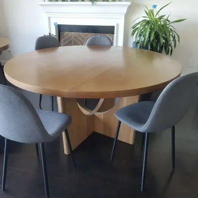 Round Wood Dining Table 